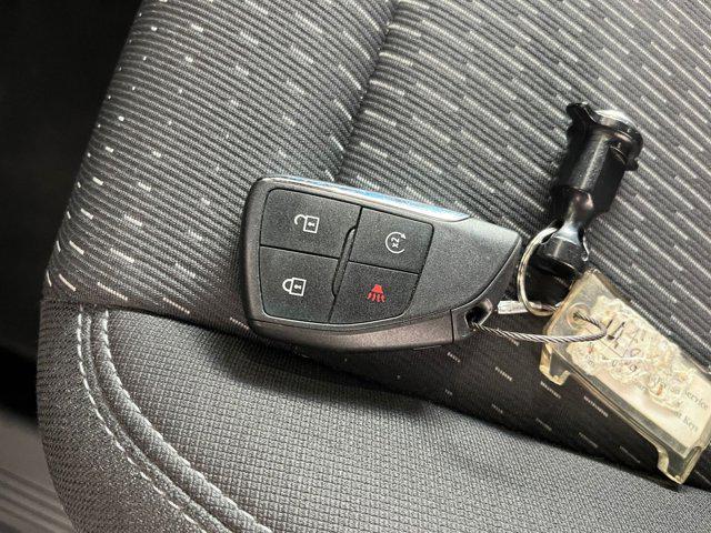 used 2025 Chevrolet Equinox car, priced at $28,046