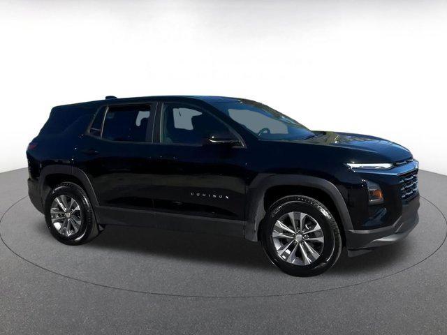 used 2025 Chevrolet Equinox car, priced at $28,046