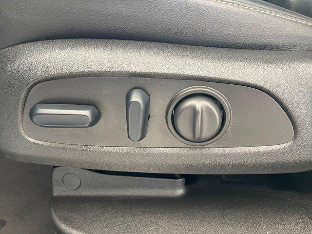 used 2023 GMC Acadia car, priced at $27,019