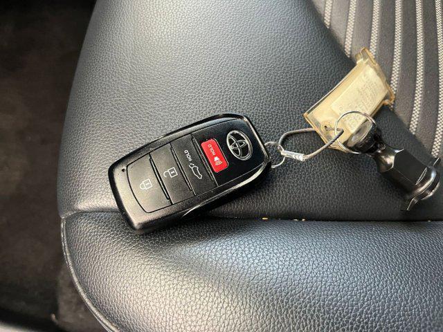 used 2024 Toyota Highlander car, priced at $40,288