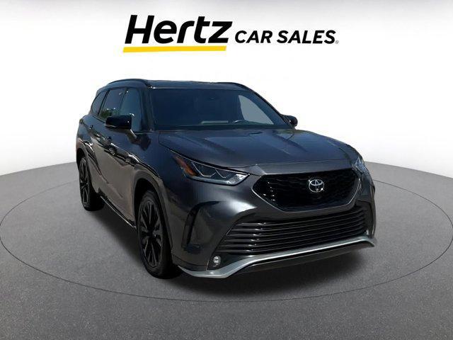 used 2024 Toyota Highlander car, priced at $40,288