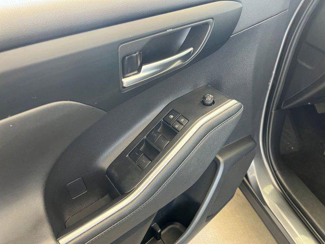 used 2024 Toyota Highlander car, priced at $40,288