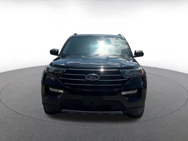 used 2023 Ford Explorer car, priced at $27,476