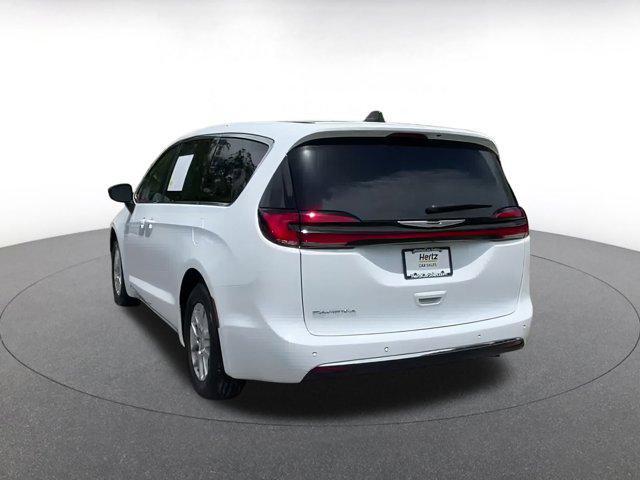 used 2024 Chrysler Pacifica car, priced at $31,338