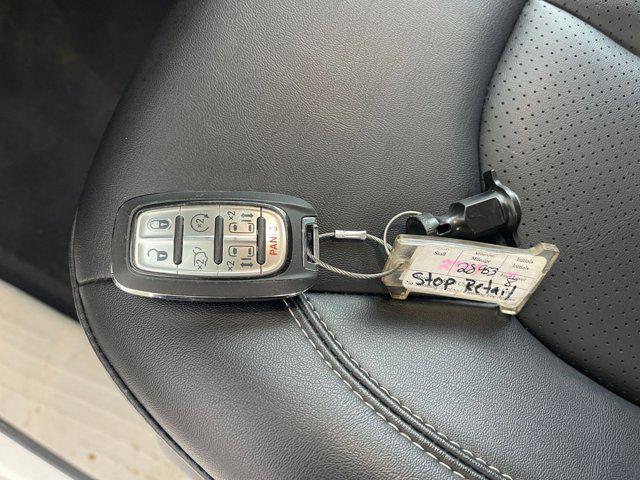 used 2024 Chrysler Pacifica car, priced at $31,338