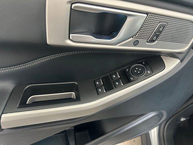 used 2024 Ford Explorer car, priced at $33,817