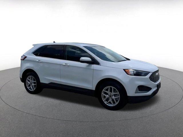 used 2024 Ford Edge car, priced at $23,223