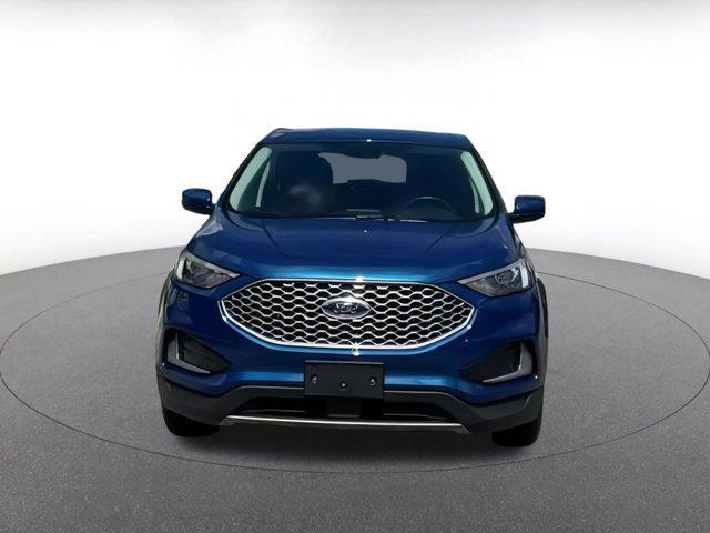 used 2024 Ford Edge car, priced at $25,056