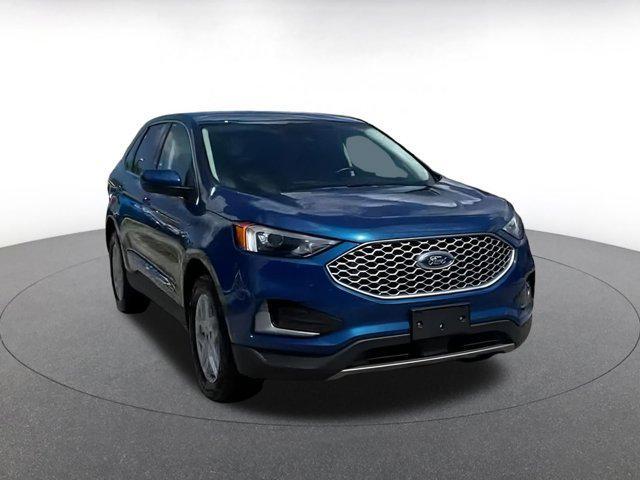 used 2024 Ford Edge car, priced at $25,056