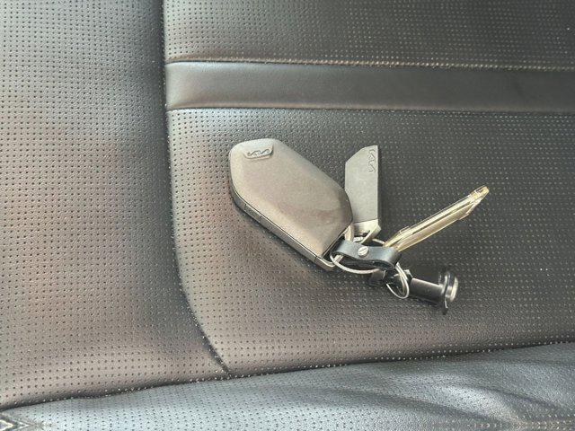 used 2024 Kia Sorento car, priced at $27,393