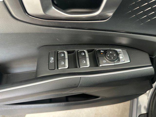 used 2024 Kia Sorento car, priced at $27,393