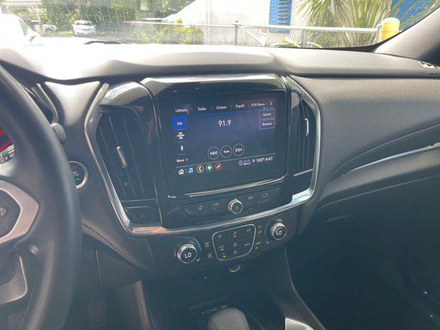 used 2023 Chevrolet Traverse car, priced at $24,306