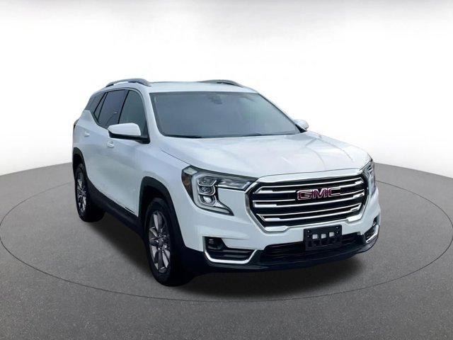 used 2024 GMC Terrain car, priced at $26,103