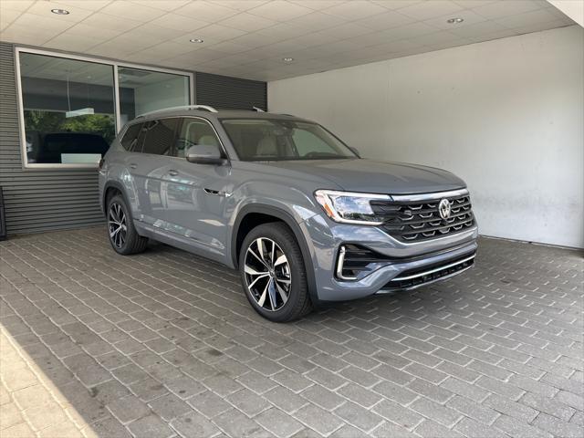 new 2025 Volkswagen Atlas car, priced at $53,324