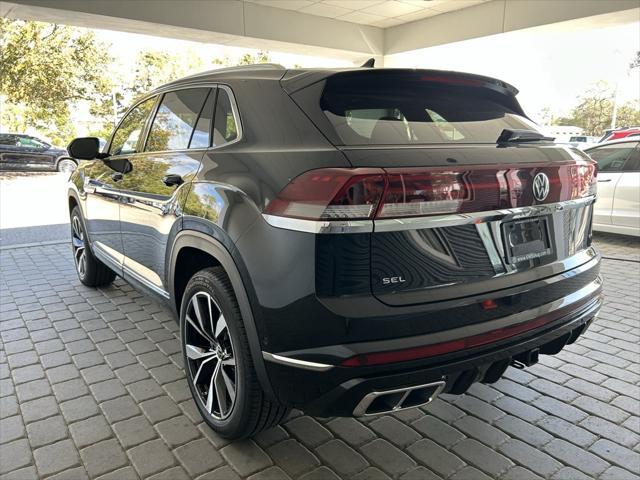 new 2025 Volkswagen Atlas Cross Sport car, priced at $50,801