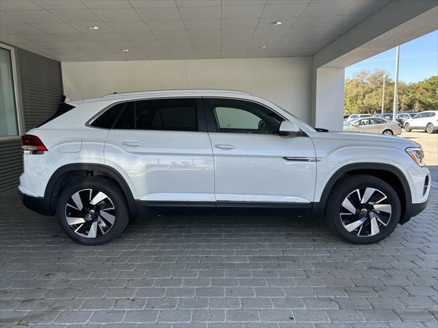 new 2025 Volkswagen Atlas Cross Sport car, priced at $47,609