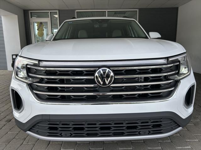 new 2025 Volkswagen Atlas car, priced at $37,627