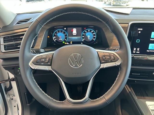 new 2025 Volkswagen Atlas car, priced at $38,636