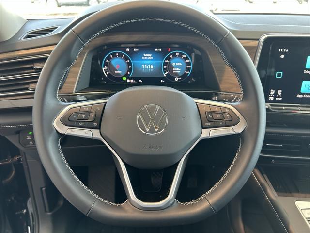 new 2025 Volkswagen Atlas car, priced at $39,485