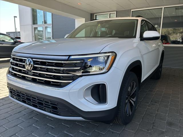 new 2025 Volkswagen Atlas car, priced at $37,473