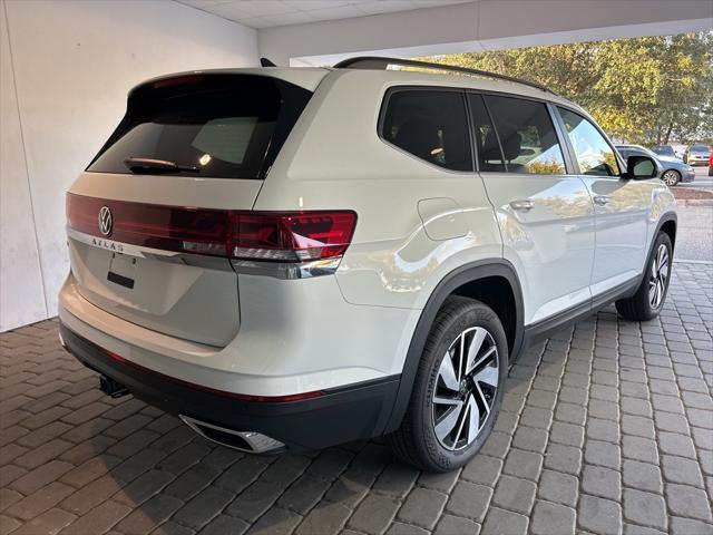 new 2025 Volkswagen Atlas car, priced at $43,741