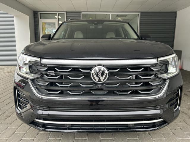 new 2025 Volkswagen Atlas car, priced at $53,239