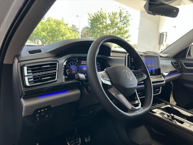 new 2025 Volkswagen Atlas car, priced at $48,014