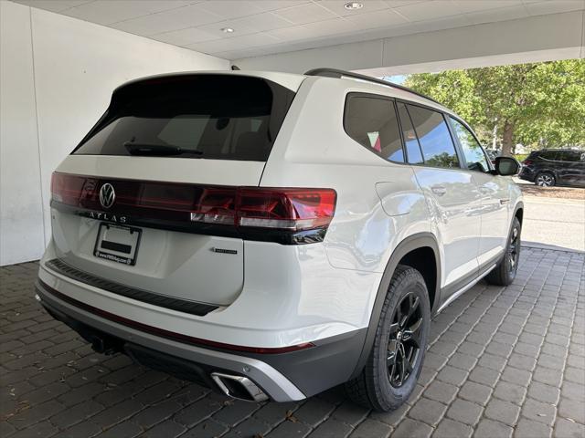 new 2025 Volkswagen Atlas car, priced at $48,014