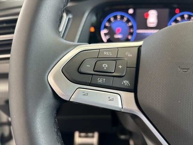new 2025 Volkswagen Atlas car, priced at $48,014