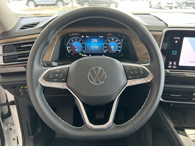 new 2025 Volkswagen Atlas car, priced at $44,109