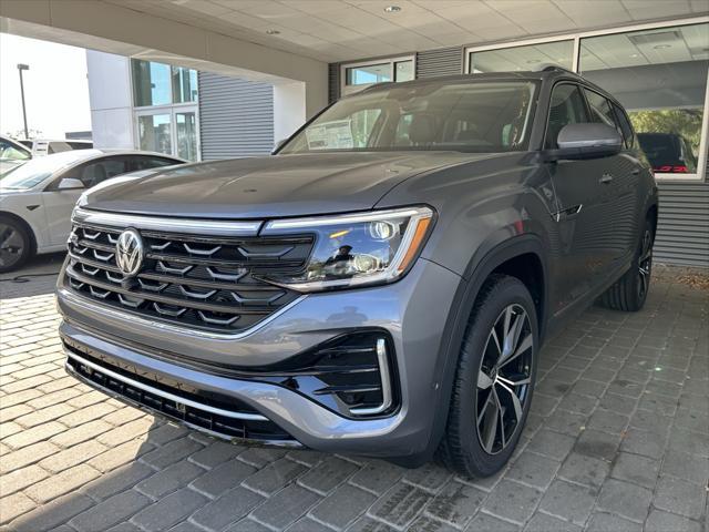new 2025 Volkswagen Atlas car, priced at $53,531