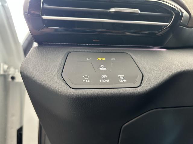 new 2025 Volkswagen ID.4 car, priced at $45,649