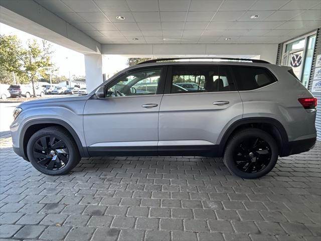 new 2025 Volkswagen Atlas car, priced at $44,316