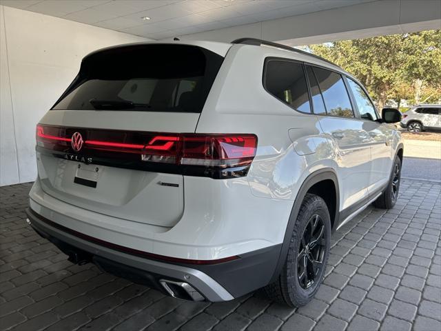 new 2025 Volkswagen Atlas car, priced at $46,139