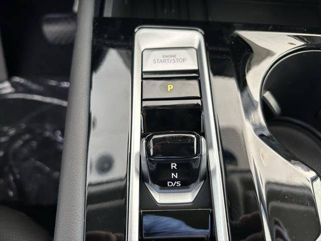 new 2025 Volkswagen Atlas car, priced at $48,973