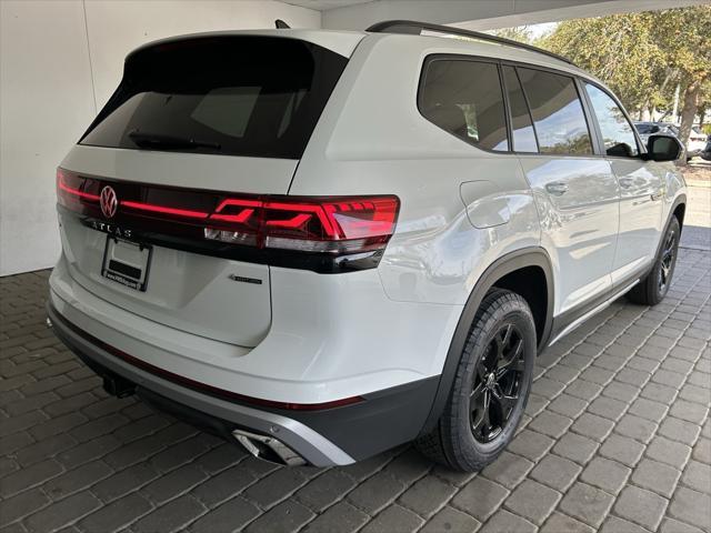 new 2025 Volkswagen Atlas car, priced at $45,544