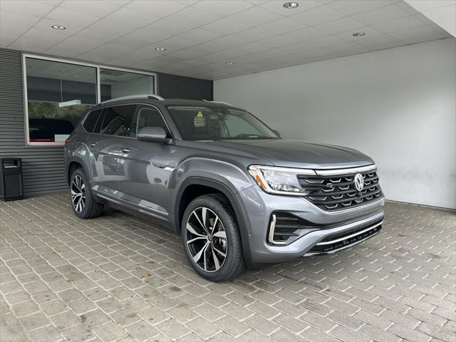 new 2025 Volkswagen Atlas car, priced at $53,286