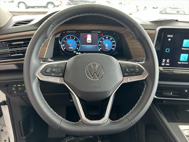 new 2025 Volkswagen Atlas car, priced at $37,586