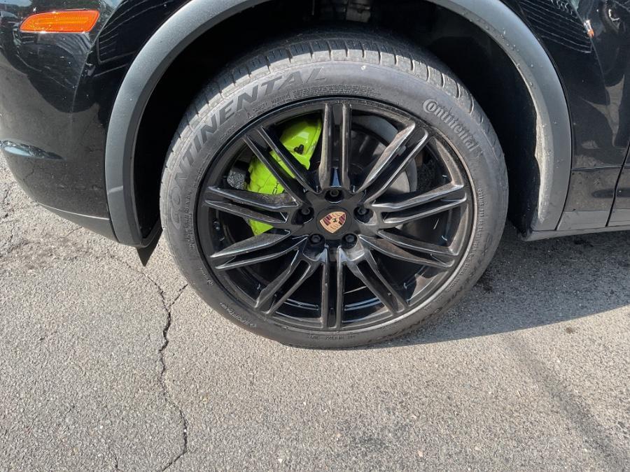 used 2016 Porsche Cayenne car, priced at $20,696