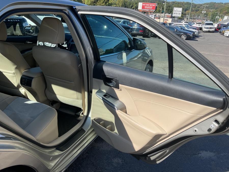 used 2014 Toyota Camry Hybrid car, priced at $11,588