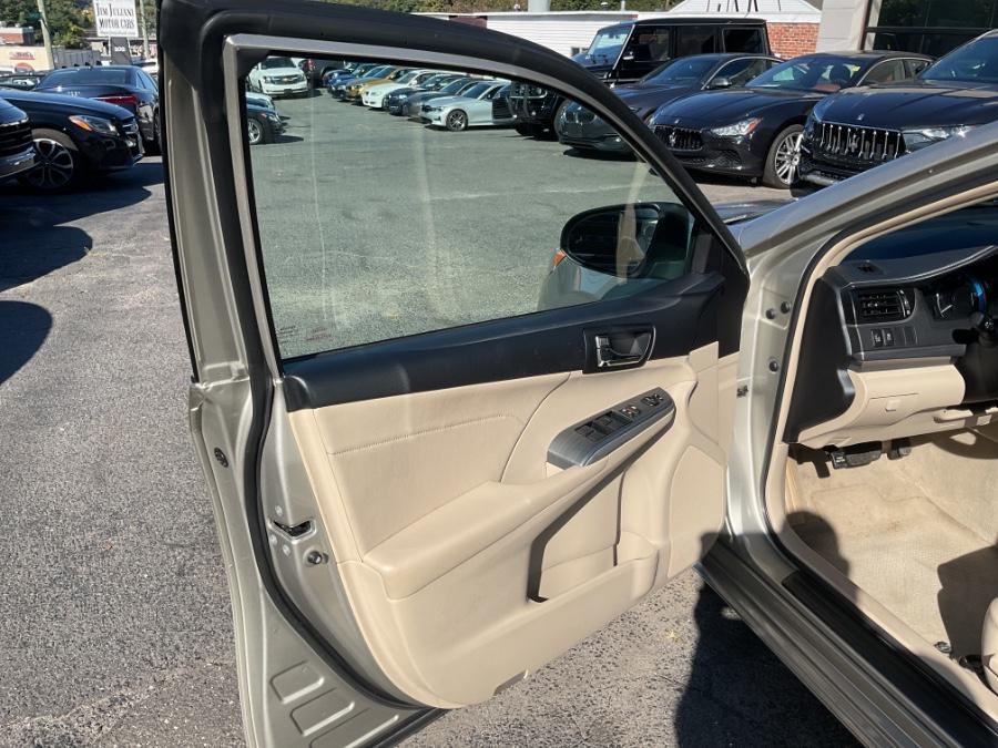 used 2014 Toyota Camry Hybrid car, priced at $11,588