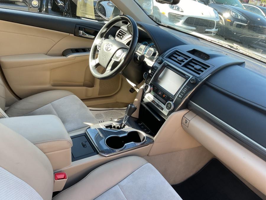 used 2014 Toyota Camry Hybrid car, priced at $11,588