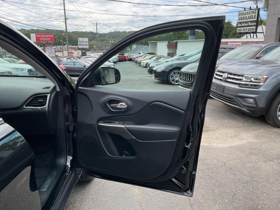 used 2019 Jeep Cherokee car, priced at $14,890