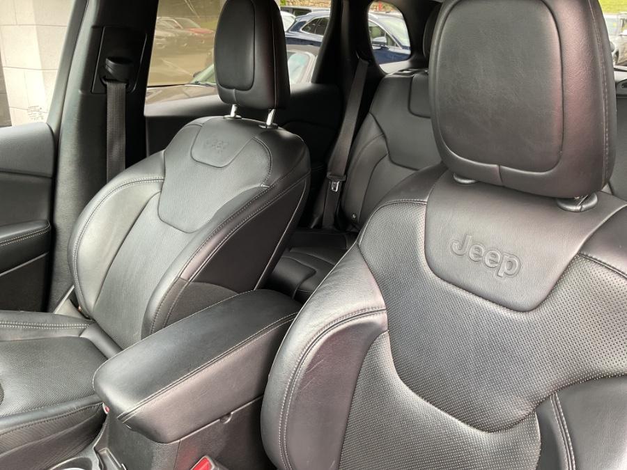 used 2019 Jeep Cherokee car, priced at $14,890