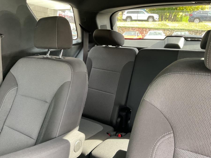 used 2022 Chevrolet Traverse car, priced at $22,364