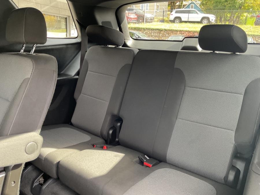 used 2022 Chevrolet Traverse car, priced at $22,364