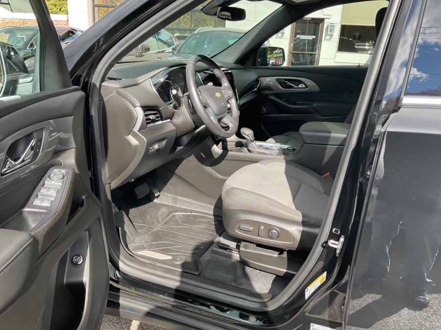 used 2022 Chevrolet Traverse car, priced at $22,364