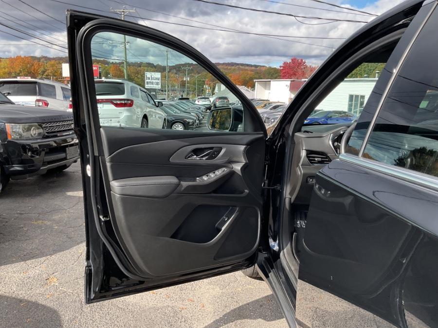used 2022 Chevrolet Traverse car, priced at $22,364