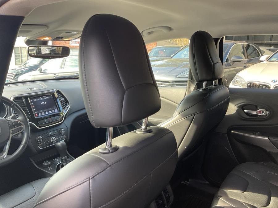 used 2019 Jeep Cherokee car, priced at $13,131