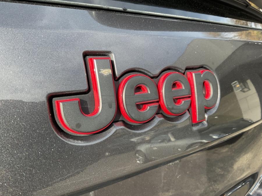 used 2021 Jeep Grand Cherokee car, priced at $21,885